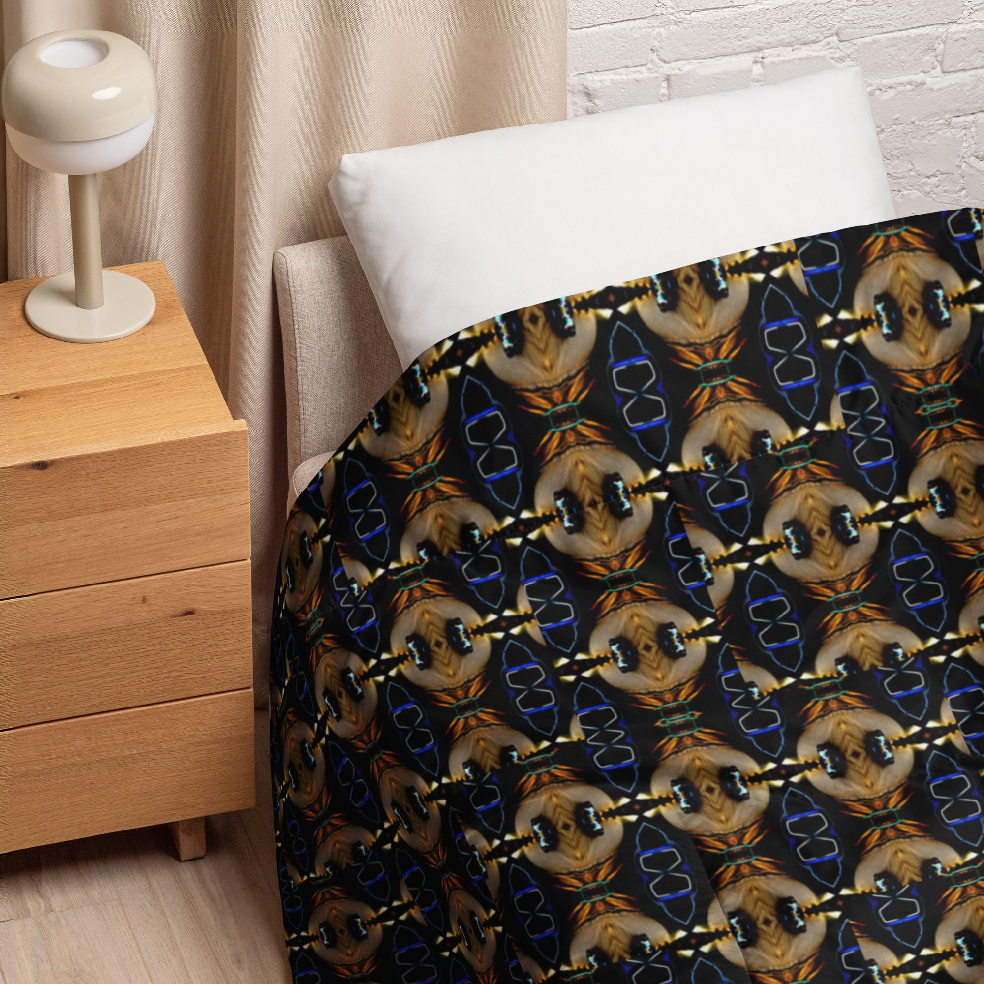 Eclipsed Noir Mirage – Artistic All-Over Print Comforter